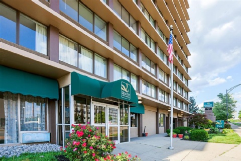 Quality Inn & Suites