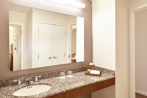 Intercontinental Suites Hotel Cleveland