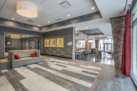 Holiday Inn Hotel Stes Downtown