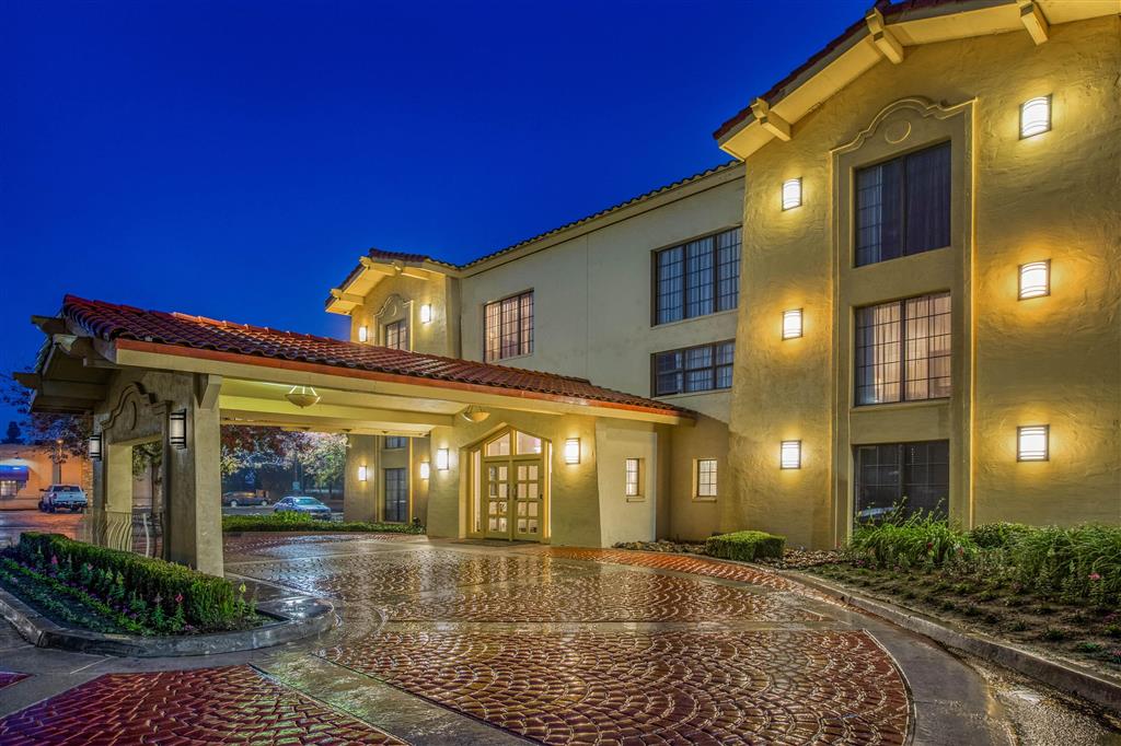 Fresno Hotels Exclusive Discounts On Hotels From 4999