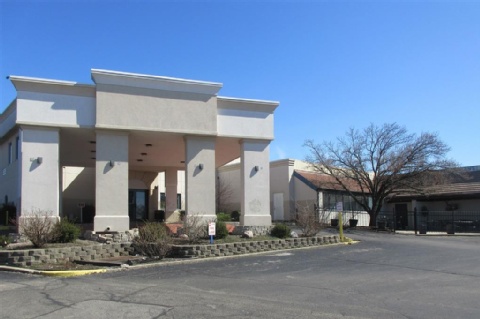 Quality Inn & Suites