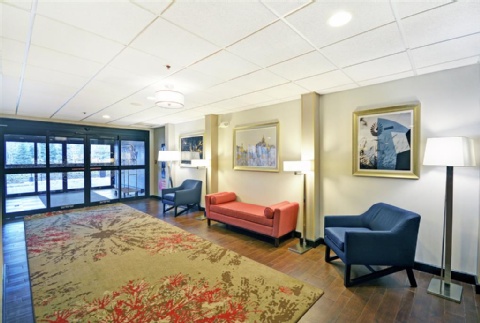 Hampton Inn Chicago-naperville