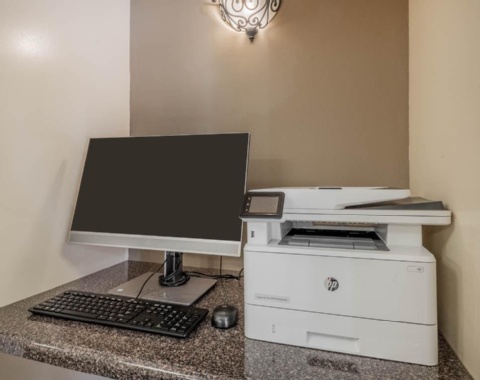 Sonesta Simply Suites Cleveland North Olmsted
