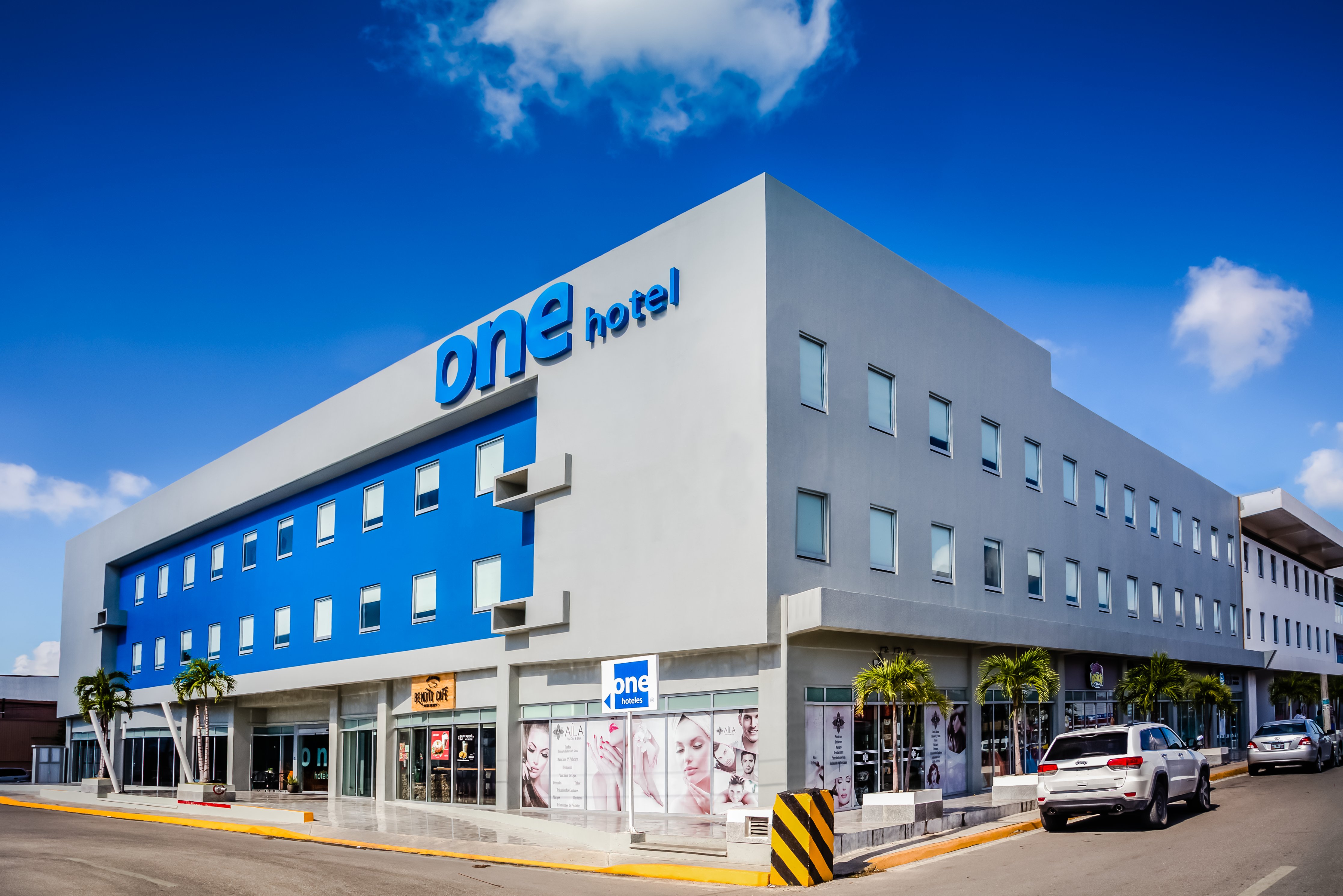 One Playa del Carmen, vista principal