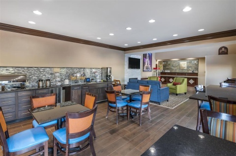 Comfort Inn & Suites