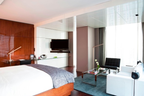 Hotel Beaux Arts Autograph Collection