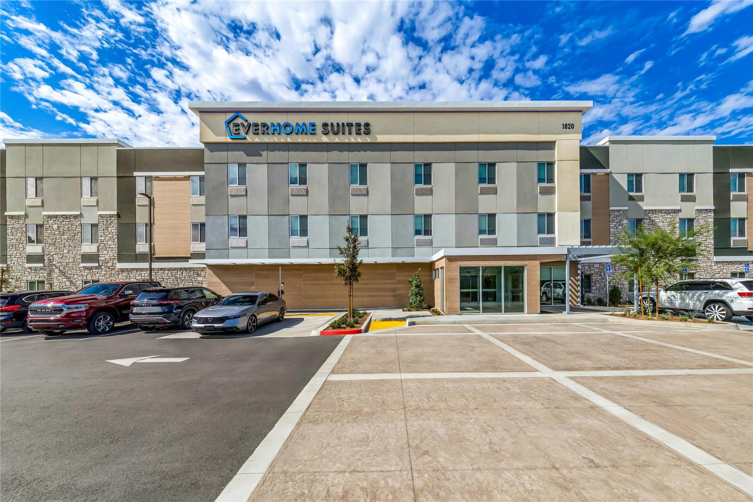 Everhome Suites Ontario Airport