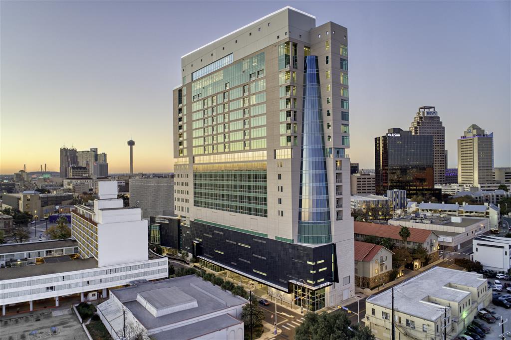 Thompson San Antonio Riverwalk hotel