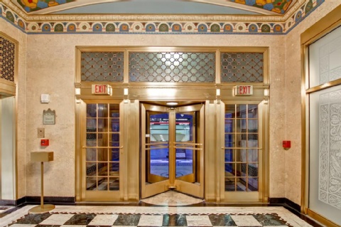 Hampton Inn And Suites Cincinnati - Downtown